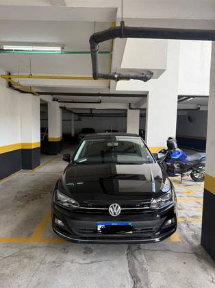 VOLKSWAGEN VIRTUS 1.0 200 TSI HIGHLINE AUTOMÁTICO
